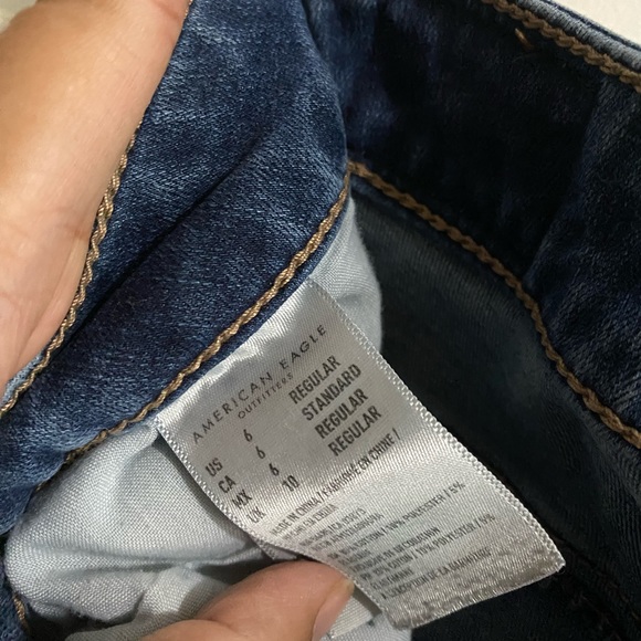 American Eagle jeans - Picture 2 of 2